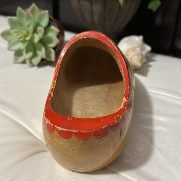 “Holland” Wooden Clog Collectible-Vintage with Wear - Picture 7 of 13